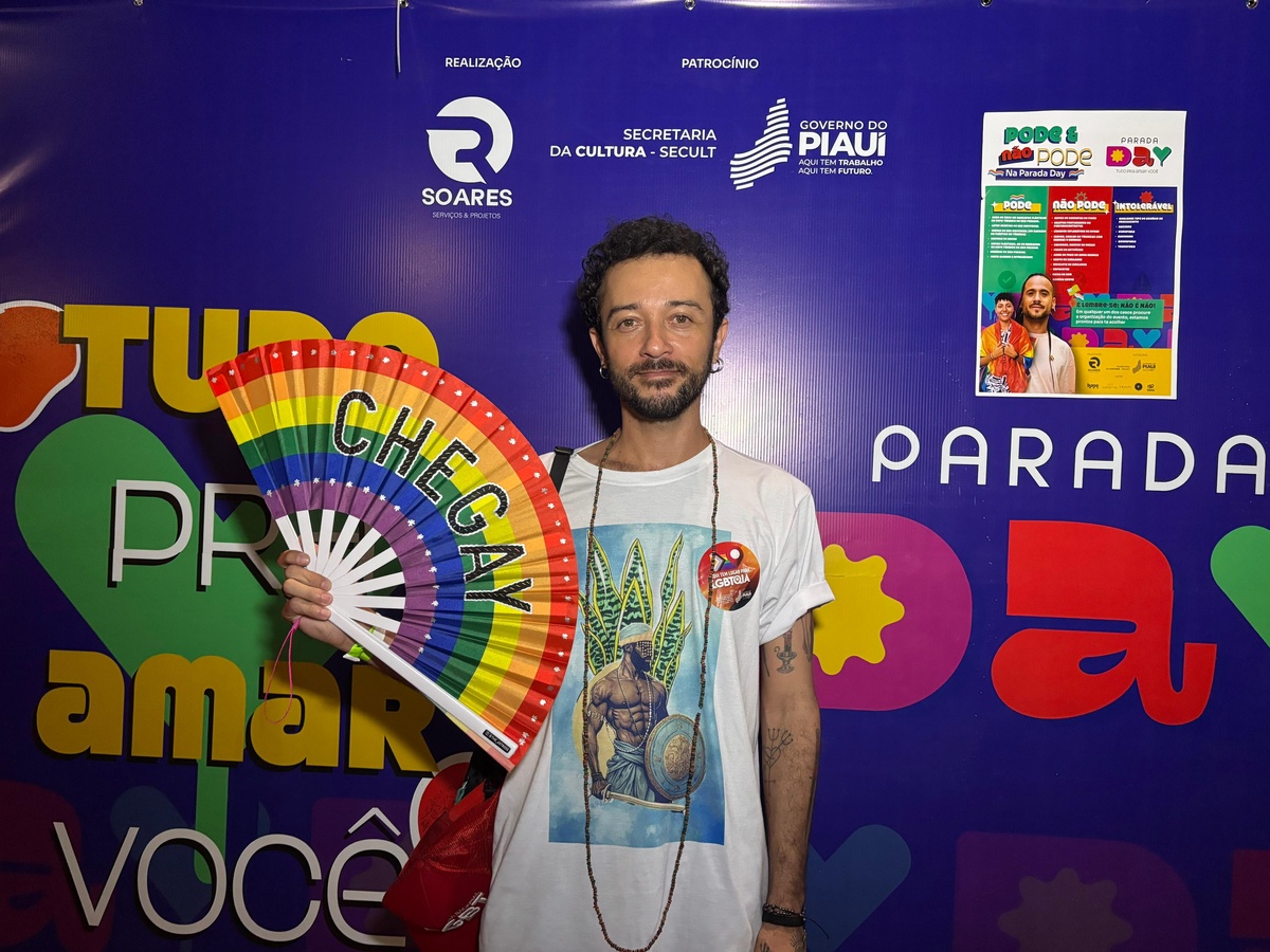 Marina Sena encanta público na primeira edição da Parada Day em Teresina