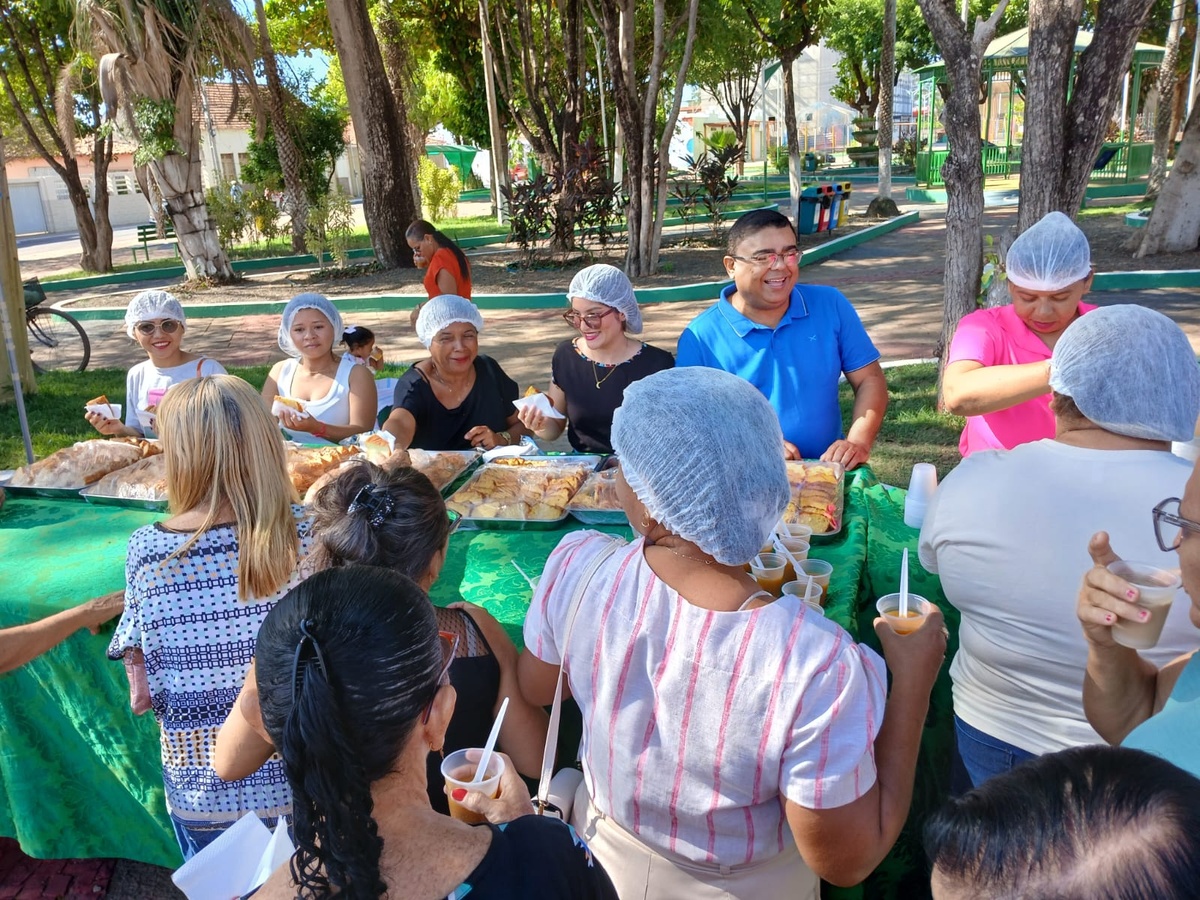 Missa dos Idosos reúne fiéis na Igreja Matriz e tem café da manhã em Esperantina