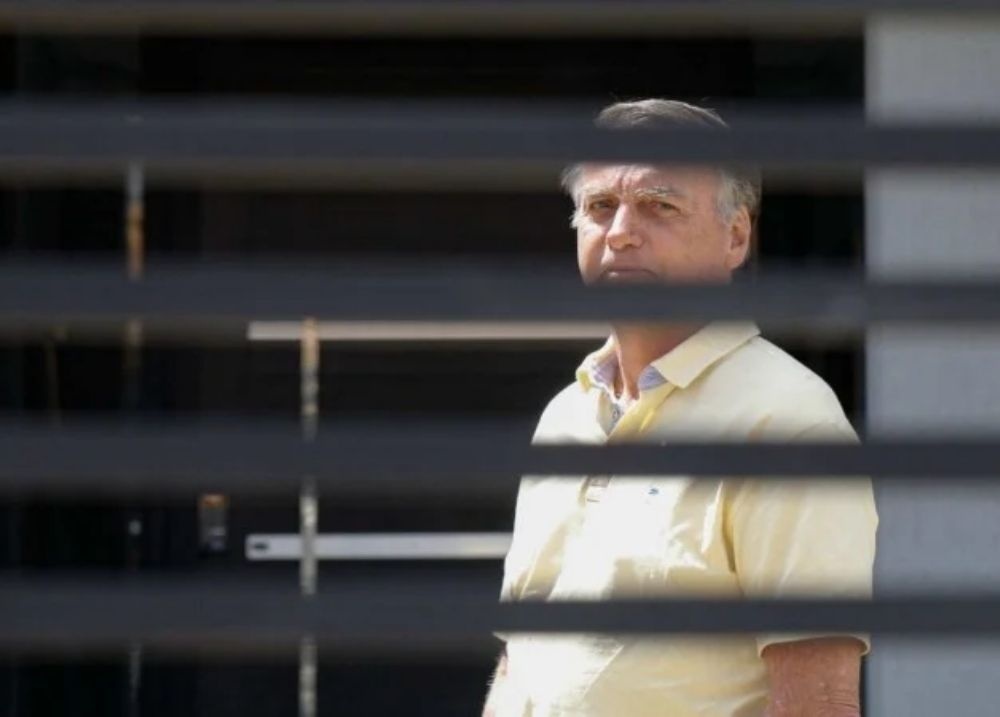 Moraes vota para condenar Bolsonaro e mais 7 réus por tentativa de golpe Estado