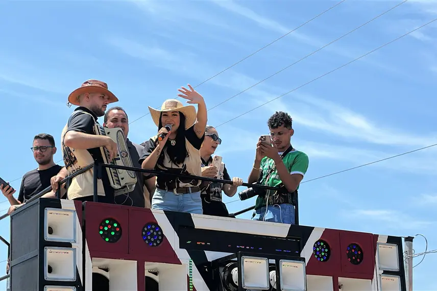 Morro do Chapéu do Piauí celebra a 23ª Festa do Vaqueiro com fé, tradição e shows