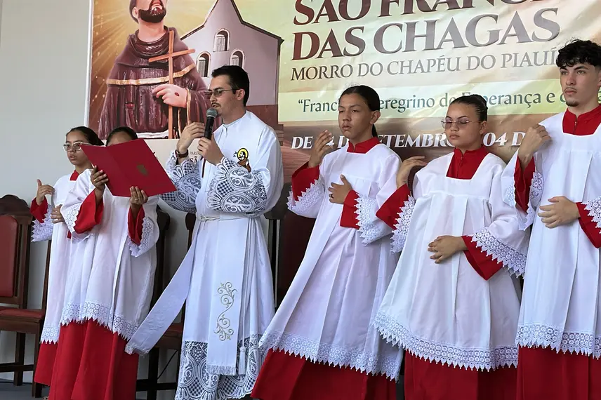 Morro do Chapéu do Piauí celebra a 23ª Festa do Vaqueiro com fé, tradição e shows