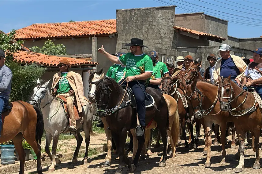 Morro do Chapéu do Piauí celebra a 23ª Festa do Vaqueiro com fé, tradição e shows