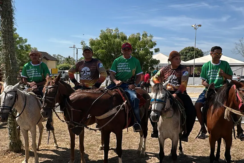 Morro do Chapéu do Piauí celebra a 23ª Festa do Vaqueiro com fé, tradição e shows