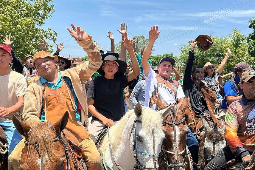 Morro do Chapéu do Piauí celebra a 23ª Festa do Vaqueiro com fé, tradição e shows
