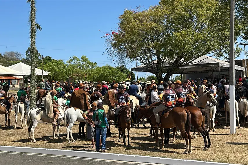 Morro do Chapéu do Piauí celebra a 23ª Festa do Vaqueiro com fé, tradição e shows