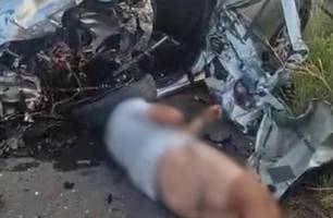 Motorista Fica Gravemente Ferido em Colisão entre carro e Ônibus na BR-343 no Piauí! (Foto: Reprodução/Redes sociais)