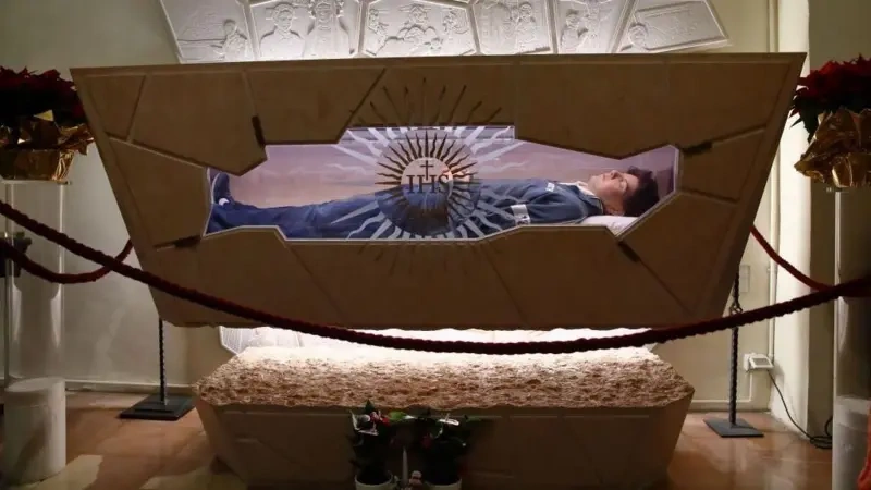 O jovem italiano que morreu em 2006 uniu sua paixão pela tecnologia à fé