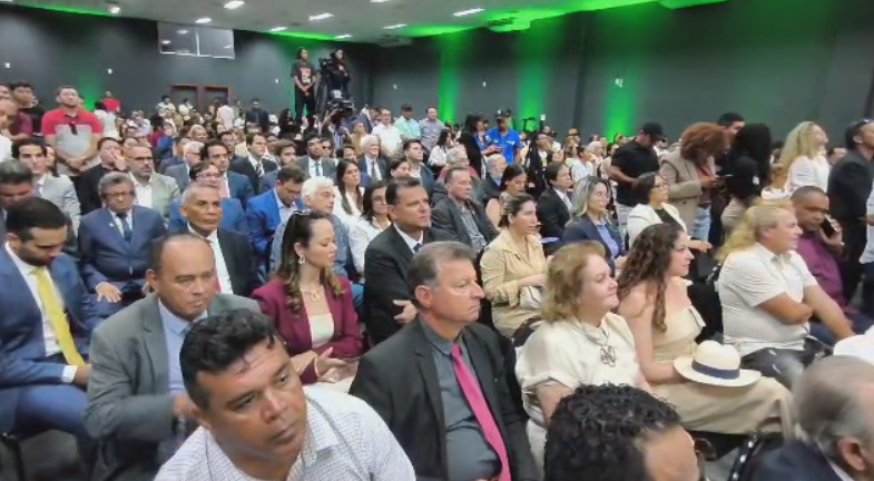 Parnaíba recebe sessão solene pelos 190 anos do Legislativo piauiense
