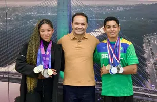 Pedro Gomes celebra retorno de atletas freitenses após competição internacional (Foto: Reprodução/ ASCOM)
