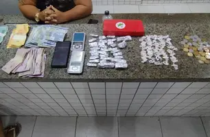 Polícia cumpre mandados de busca e apreensão no 'Cidade sem Deus', em Parnaíba (Foto: Divulgação/PMPI)