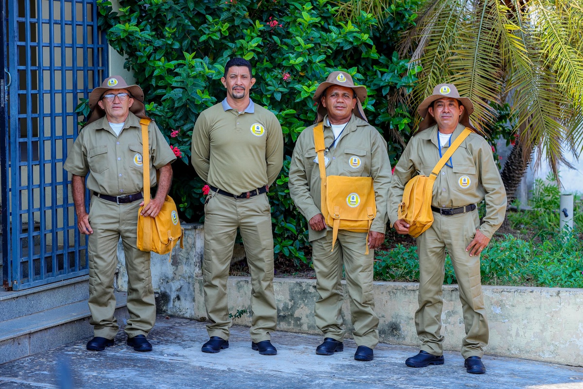 Prefeitura de Timon entrega novos fardamentos a Agentes Comunitários de Saúde