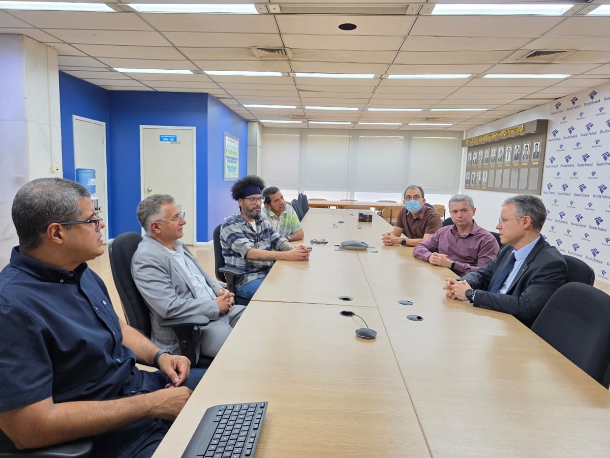 Projeto da Uespi transforma TV Boxes em computadores para inclusão digital