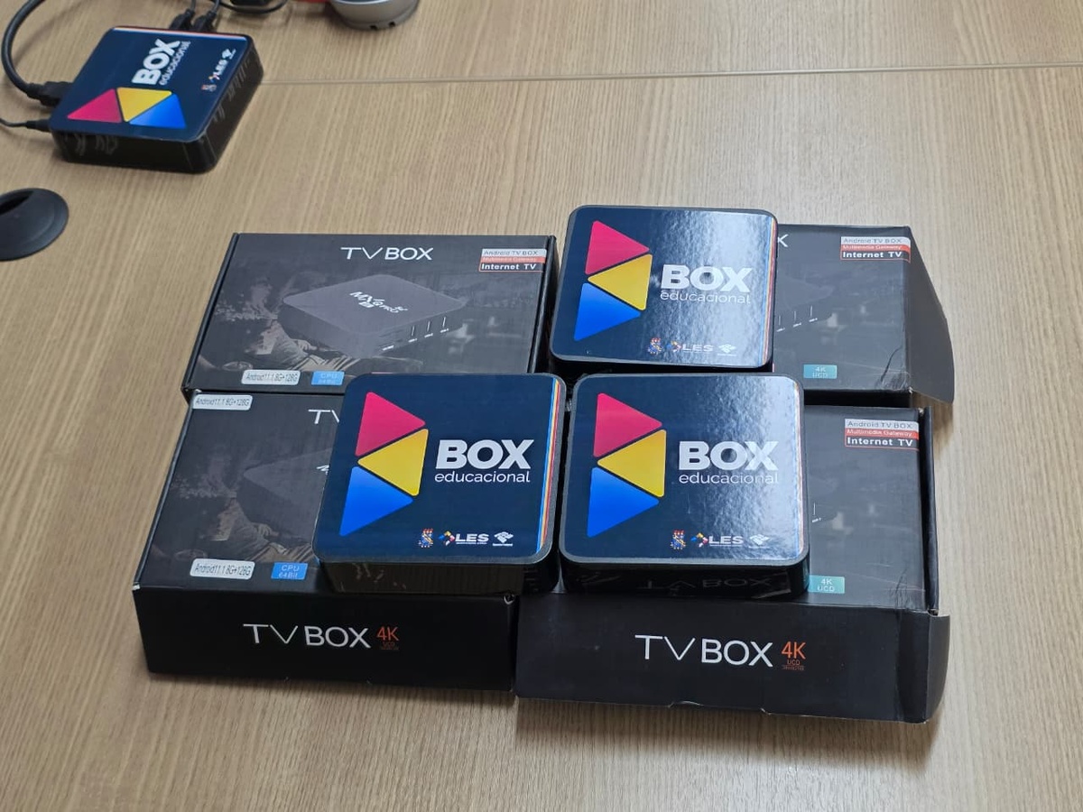 Projeto da Uespi transforma TV Boxes em computadores para inclusão digital