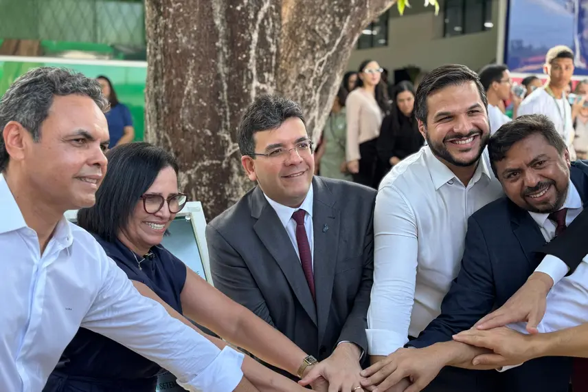 Rafael Fonteles inaugura obras de modernização da Educação na zona Sul de Teresina