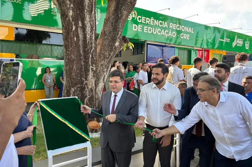 Rafael Fonteles inaugura obras de modernização da Educação na zona Sul de Teresina