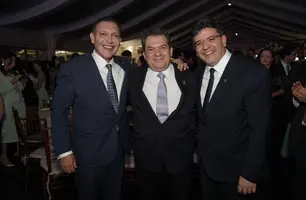 Rafael Fonteles participa da posse do piauiense Carlos Brandão no STJ (Foto: Renato Braga)