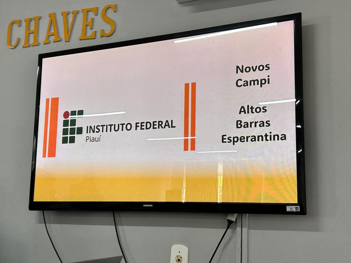 Reunião apresenta implantação do Campus do IFPI em Esperantina