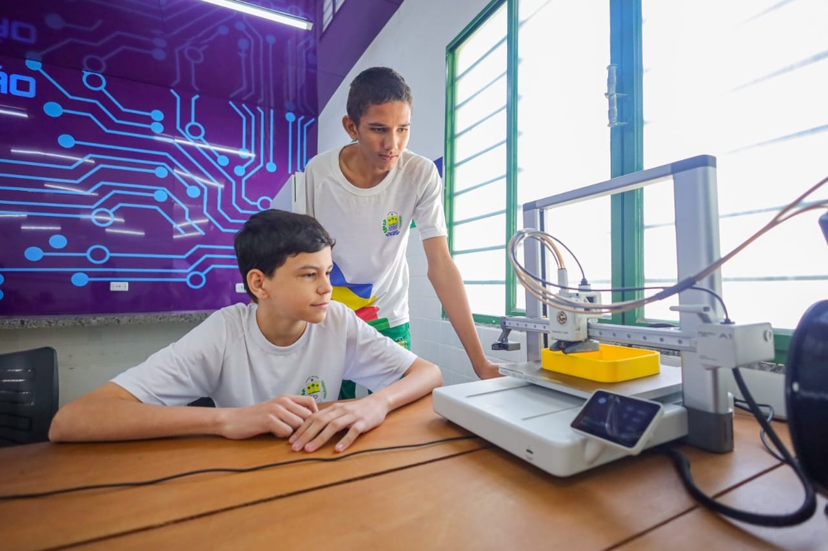 Robótica já transforma o aprendizado em 125 Escolas de Tempo Integral no Piauí