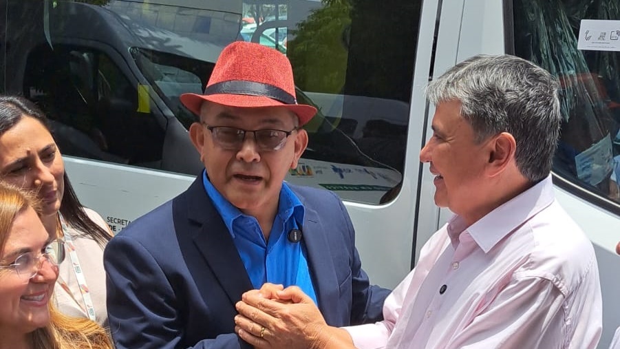 São João do Arraial recebe Van Adaptada para pacientes com deficiência