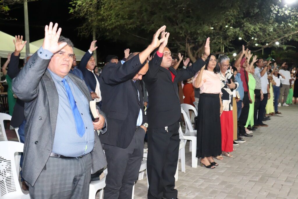 São Raimundo Nonato celebra o Dia do Evangélico com noite de louvor e oração