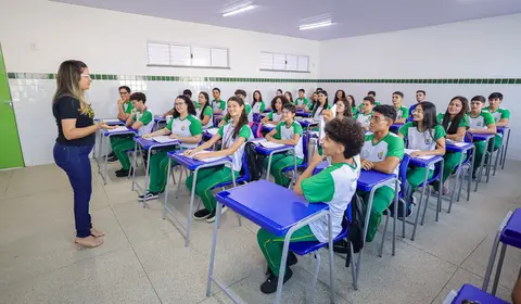 Seduc convoca professores para escolas de tempo integral com educação profissional