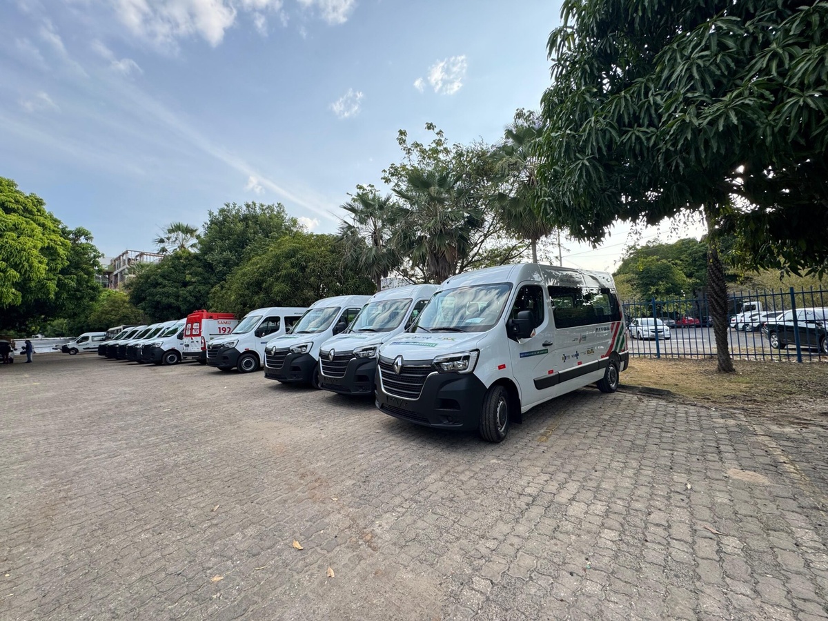 Sesapi entrega veículos adaptados para 22 municípios do Piauí nesta sexta (19)