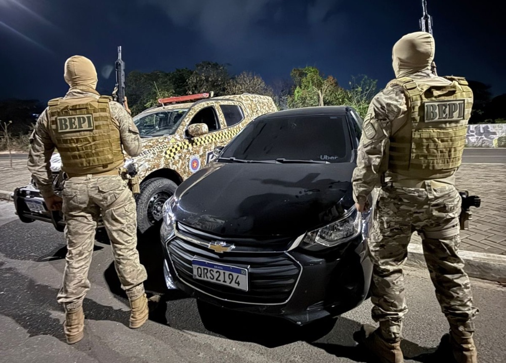 Traficante em fuga é capturado pelo BEPI com drogas e R$ 1,1 mil em Teresina