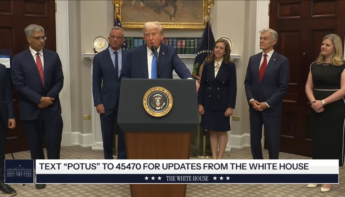 Trump volta a associar medicamentos e vacinas ao autismo e gera reação