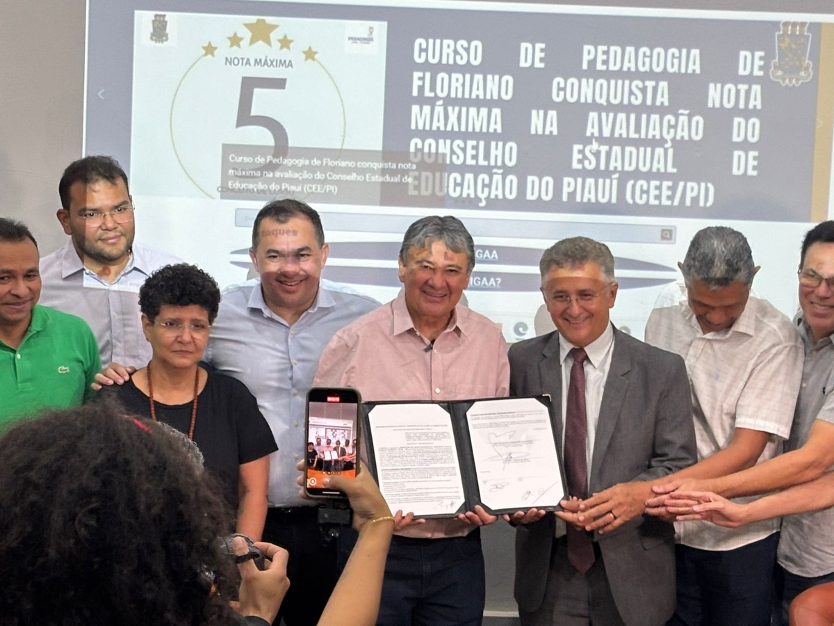 Wellington Dias visita produção frigorífica e anuncia adesão da UESPI no programa