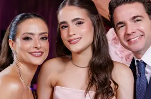 15 anos de Júlia Nogueira, filha do casal de médicos Ravenna Nogueira e Benjamim.Carvalho (Foto: Instagram)