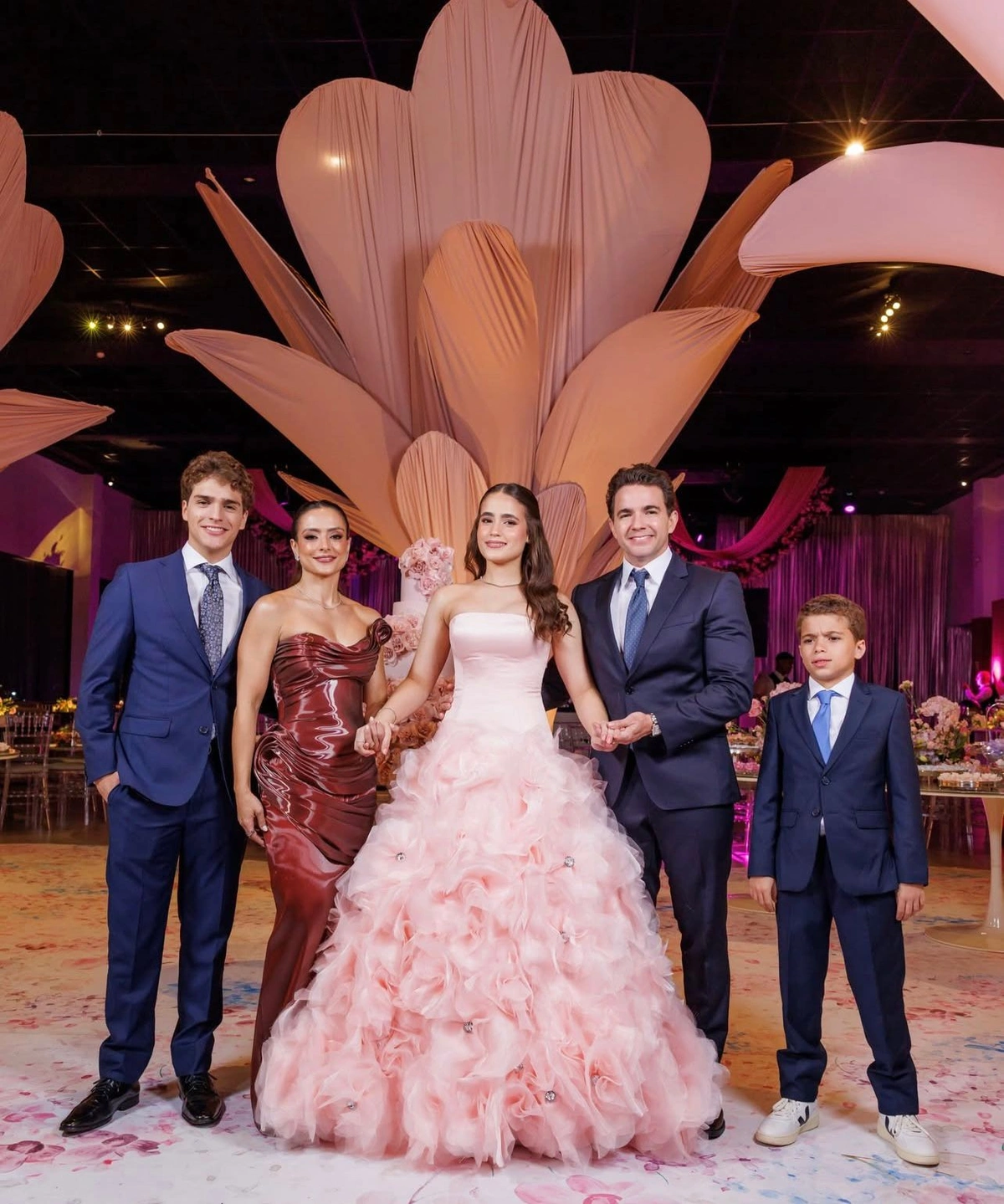 15 anos de Júlia Nogueira, filha do casal de médicos Ravenna Nogueira e Benjamim.Carvalho