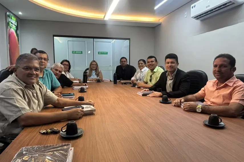 Andréa Amaral assume presidência e abre ano legislativo em Altos