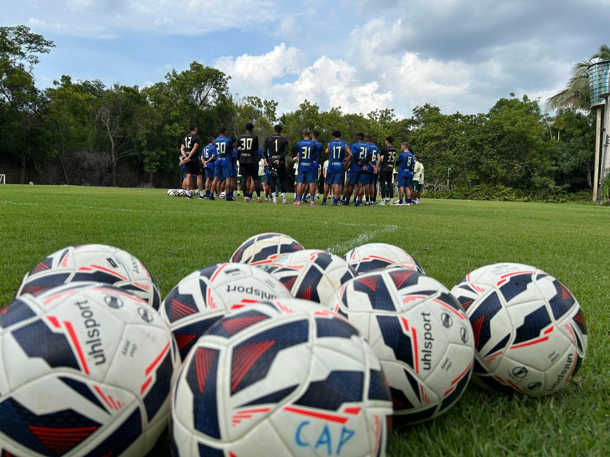 Atlético Piauiense realiza treino antes de viagem para Oeiras