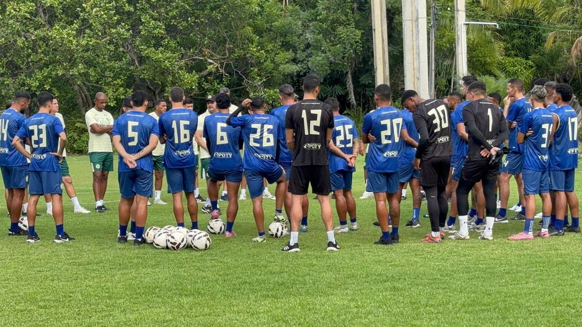 Atlético Piauiense realiza treino antes de viagem para Oeiras