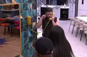 Big Fone define primeiros emparedados e garante imunidade no BBB 26 (Foto: Reprodução/TV Globo)