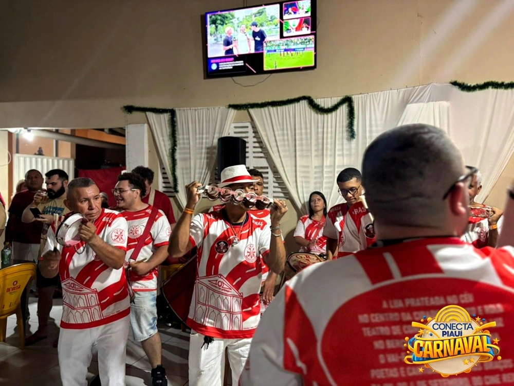 Brasa Samba coroa rainha de bateria em grande festa de pré-Carnaval em Teresina