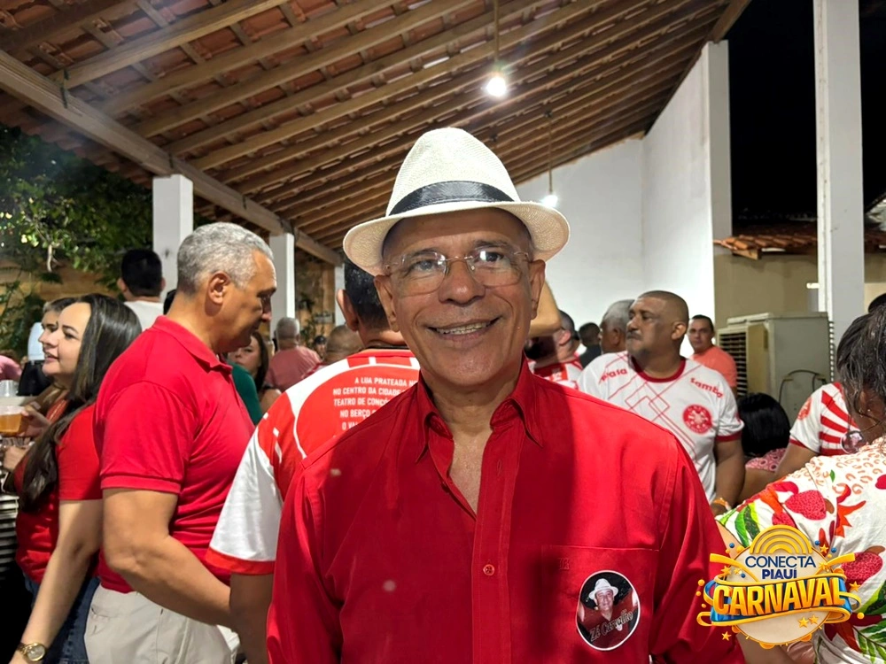 Brasa Samba coroa rainha de bateria em grande festa de pré-Carnaval em Teresina