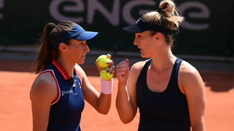 Brasileira Luisa Stefani avança às quartas de final do Australian Open