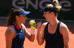 Brasileira Luisa Stefani avança às quartas de final do Australian Open (Foto: Reprodução)