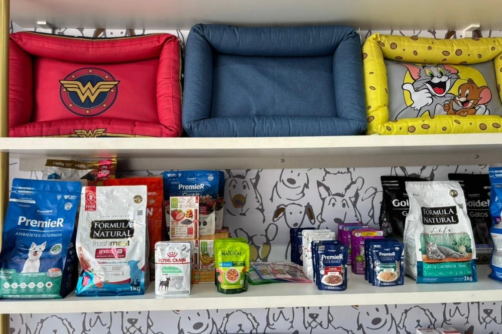 Casa do Bob oferece loja para tutores