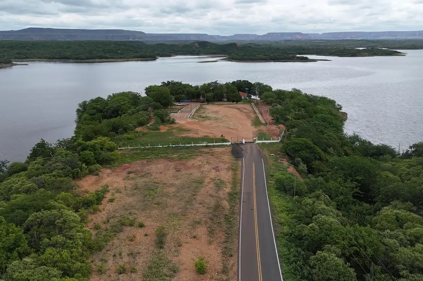 Catamarã na Barragem do Jenipapo revela força do turismo em São João do Piauí