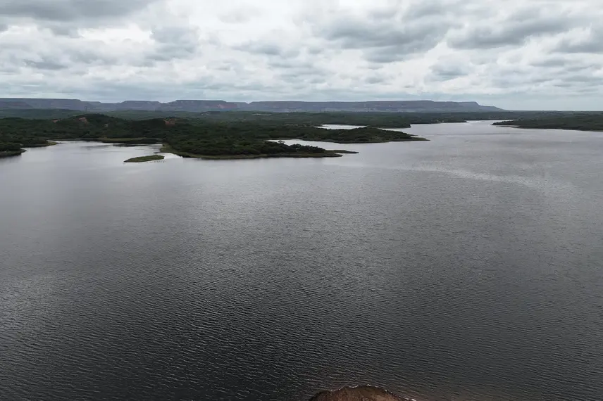 Catamarã na Barragem do Jenipapo revela força do turismo em São João do Piauí