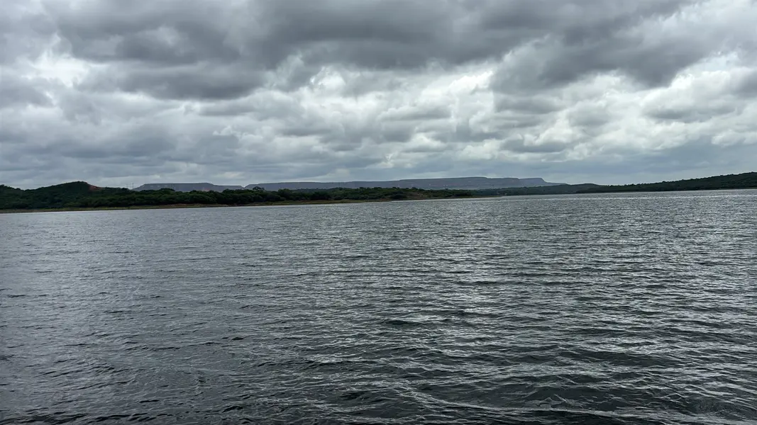 Catamarã na Barragem do Jenipapo revela força do turismo em São João do Piauí
