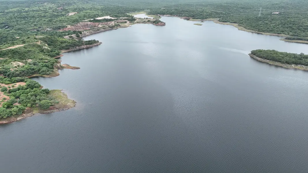 Catamarã na Barragem do Jenipapo revela força do turismo em São João do Piauí