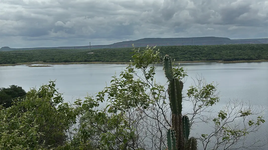 Catamarã na Barragem do Jenipapo revela força do turismo em São João do Piauí