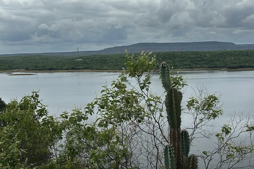 Catamarã na Barragem do Jenipapo revela força do turismo em São João do Piauí