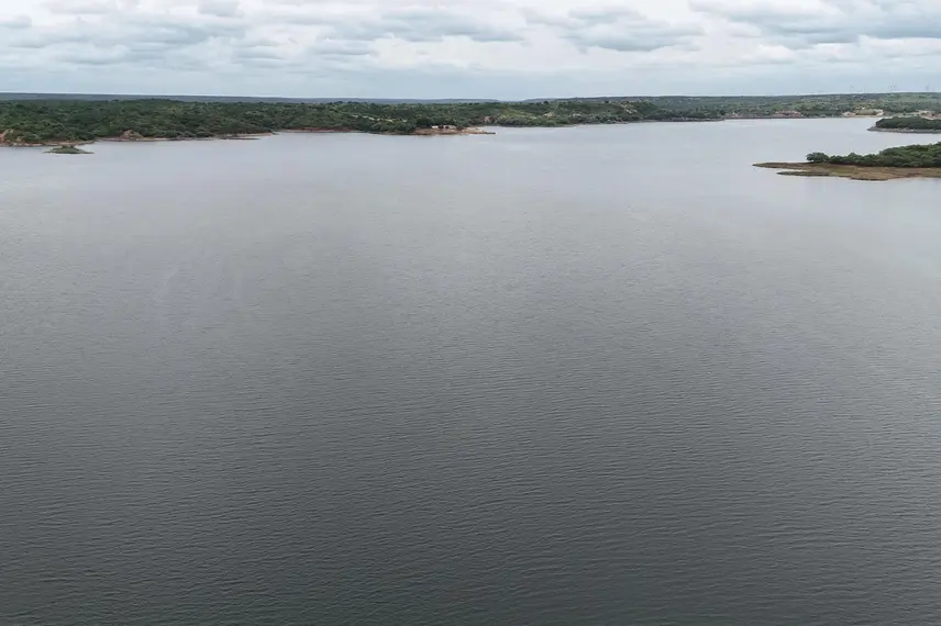Catamarã na Barragem do Jenipapo revela força do turismo em São João do Piauí