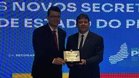 Chico Lucas é ovacionado e se emociona ao deixar a Segurança Pública do Piauí (Foto: Conecta Piauí)