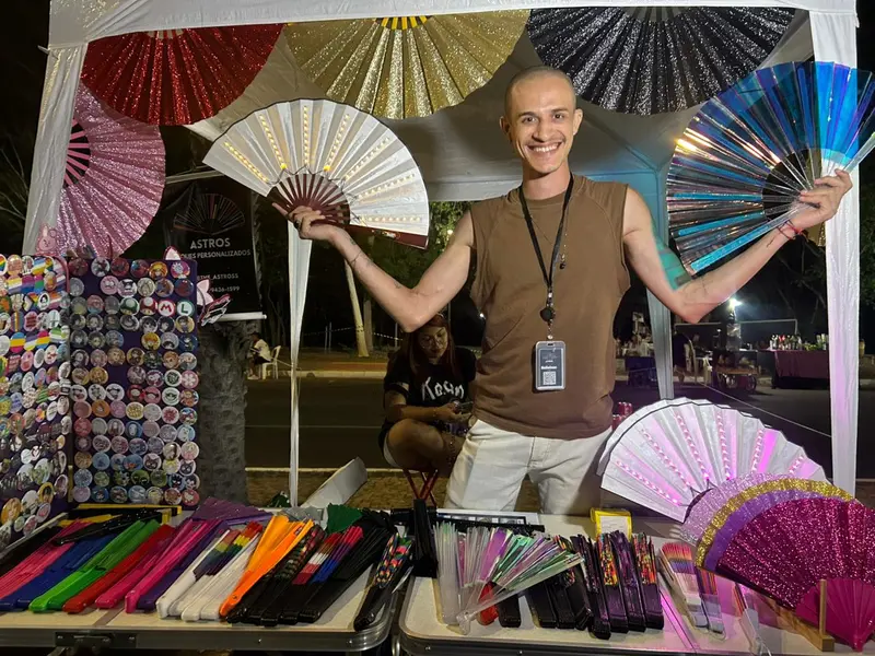 Claudia Leitte arrasta multidão em prévia de Carnaval na Marechal Castelo Branco