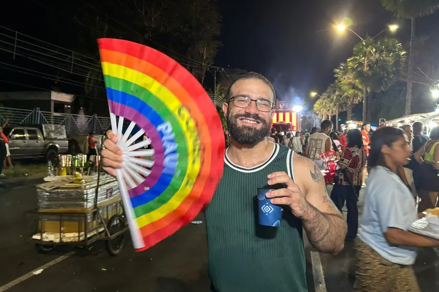 Claudia Leitte arrasta multidão em prévia de Carnaval na Marechal Castelo Branco